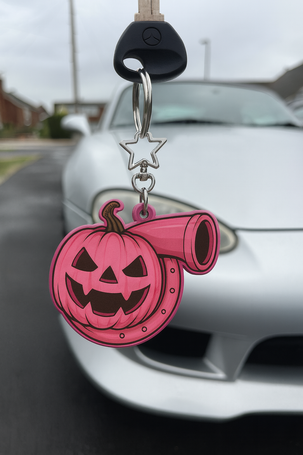 TURBO PUMPKIN KEYCHAIN